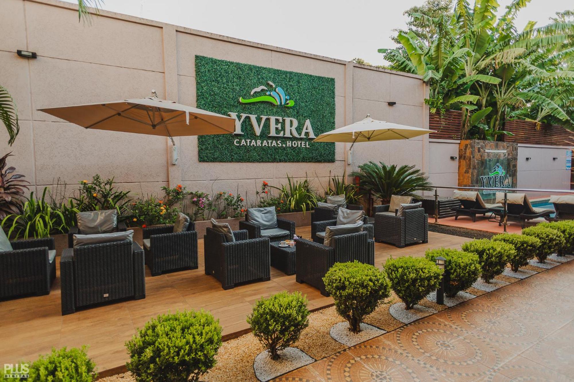 Hotel Yvera Cataratas Пуерто Игуасу Екстериор снимка