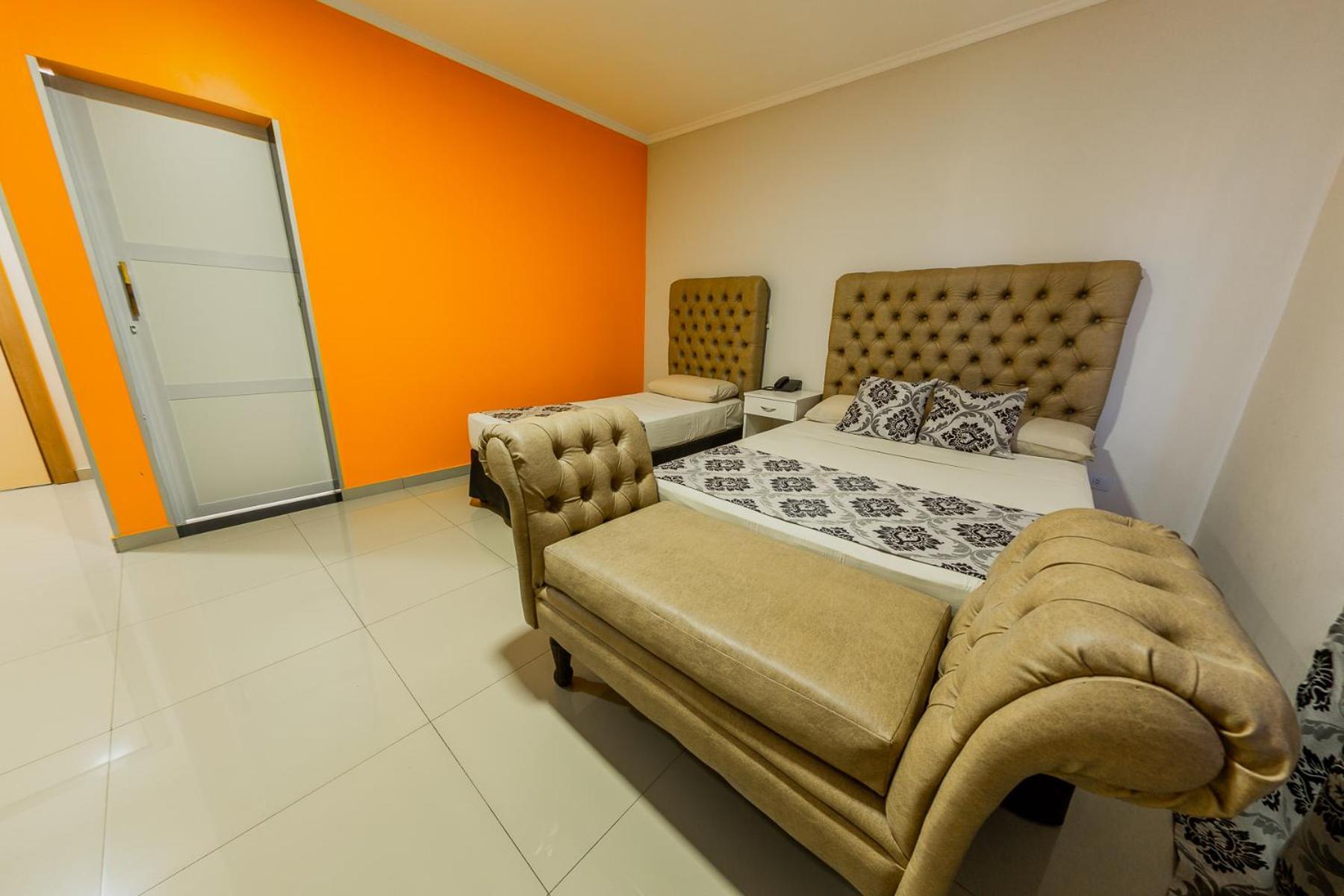 Hotel Yvera Cataratas Пуерто Игуасу Екстериор снимка
