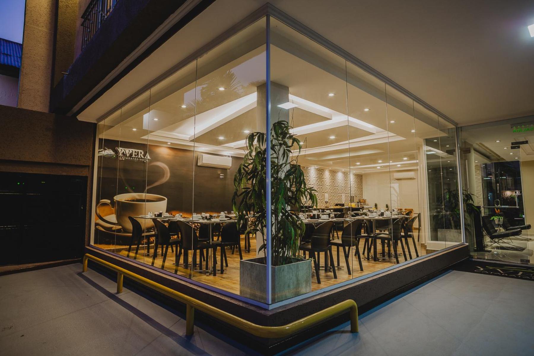 Hotel Yvera Cataratas Пуерто Игуасу Екстериор снимка