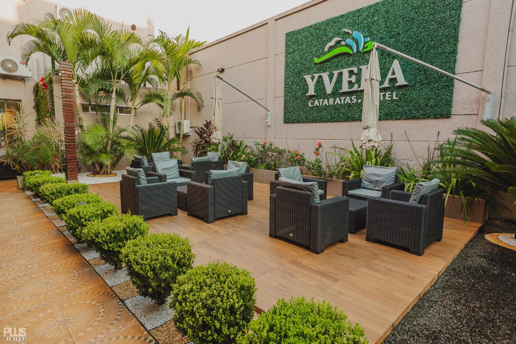 Hotel Yvera Cataratas Пуерто Игуасу Екстериор снимка