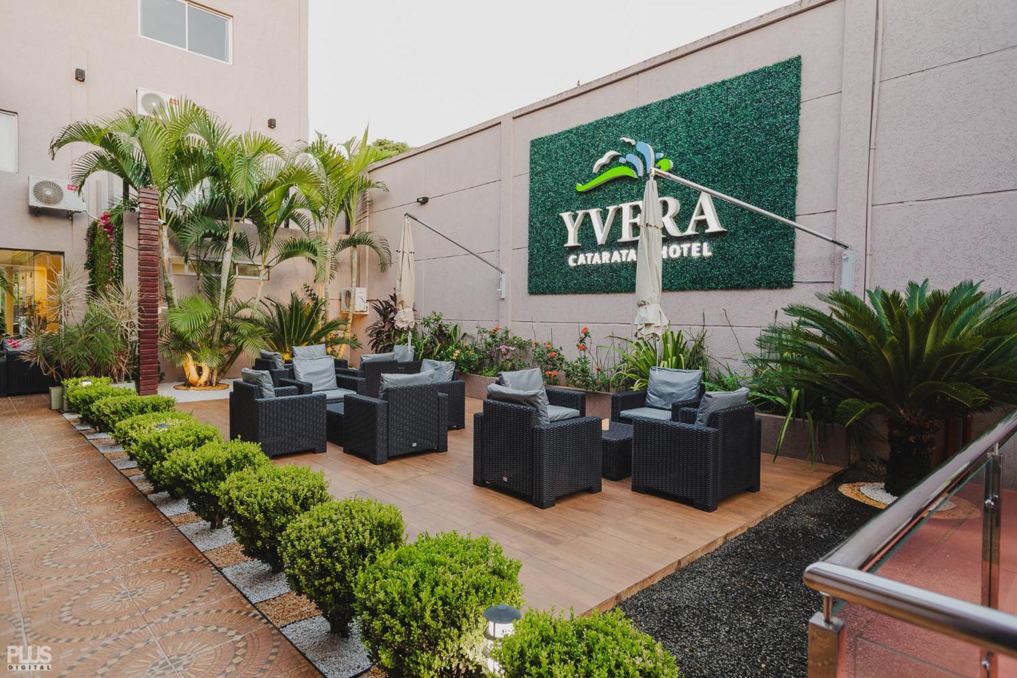 Hotel Yvera Cataratas Пуерто Игуасу Екстериор снимка