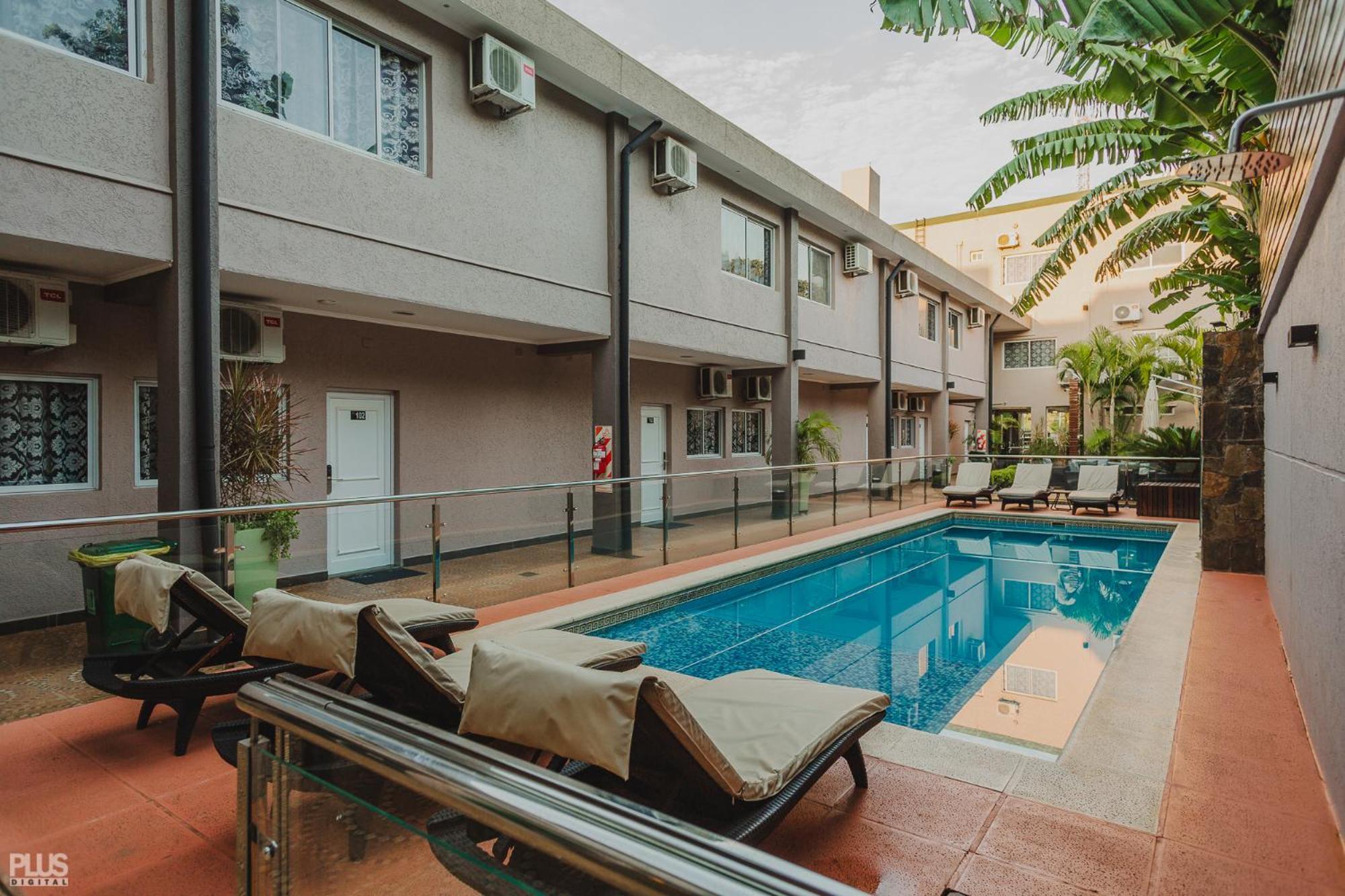 Hotel Yvera Cataratas Пуерто Игуасу Екстериор снимка