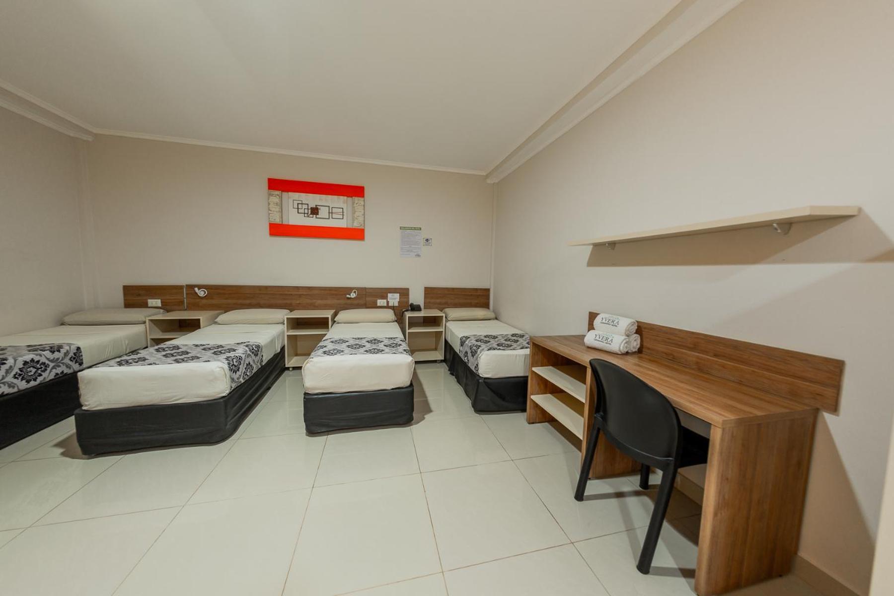 Hotel Yvera Cataratas Пуерто Игуасу Екстериор снимка